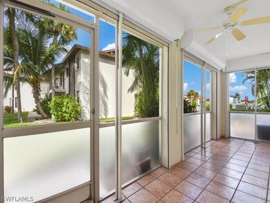 Long Screened Lanai