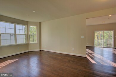 9128 Knox Ct, Laurel, MD 20723 - photo 2