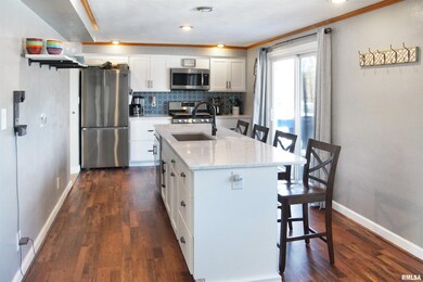 4818 N Koerner Rd, Peoria, IL 61615 - photo 3