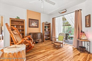 06-Living Room