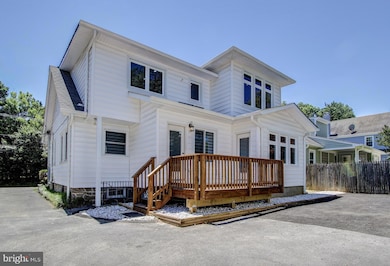 4415 Bradley Ln, Chevy Chase, MD 20815 - photo 2