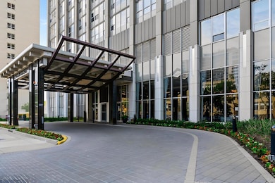 unlisted-address, Chicago, IL 60613 - photo 2