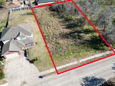 000 T C Jester Blvd, Houston, TX 77091 - photo 3