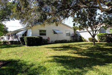 581 Concha Dr, Sebastian, FL 32958 - photo 3