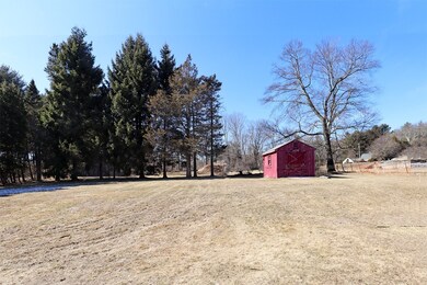 11 Malboeuf Rd, Ware, MA 01082 - photo 2