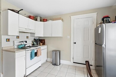 637 Broadway unit 2, Everett, MA 02149 - photo 4