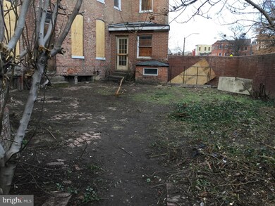 804 Hollins St, Baltimore, MD 21201 - photo 4