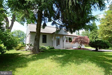 2606 Bedminster Rd, Perkasie, PA 18944 - photo 4