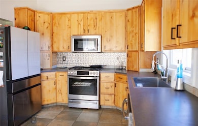 1104 W 4th St, Anaconda, MT 59711 - photo 3