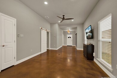 1347 Dexters Place, New Braunfels, TX 78130 - photo 4