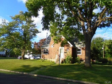 1249 N 24th St, Allentown, PA 18104 - photo 2