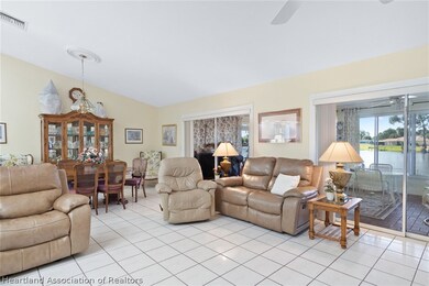 736 Lake Betty Dr, Lake Placid, FL 33852 - photo 3