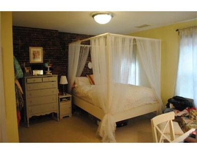 229-233 North St unit 1, Boston, MA 02113 - photo 5