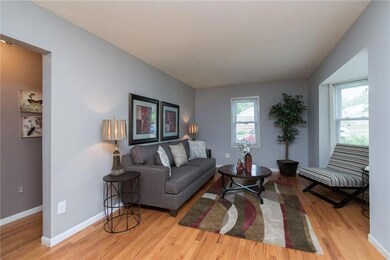 1040 68th St, Windsor Heights, IA 50324 - photo 2