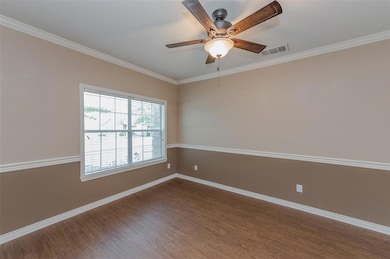 2720 Clubhouse Dr, Denton, TX 76210 - photo 5