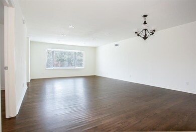 6570 Ascot Ln, Dallas, TX 75214 - photo 4