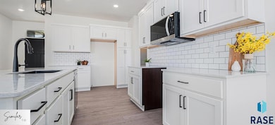 6513 S Barclay Trail, Sioux Falls, SD 57106 - photo 7