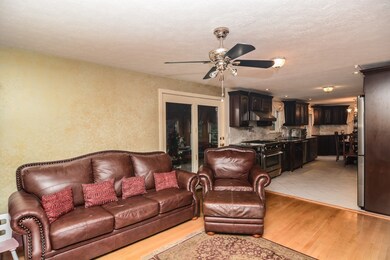 2 McElwain Dr, Litchfield, NH 03052 - photo 5