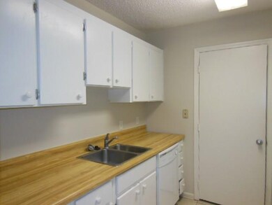 113 S Island Square Dr, Saint Simons Island, GA 31522 - photo 3