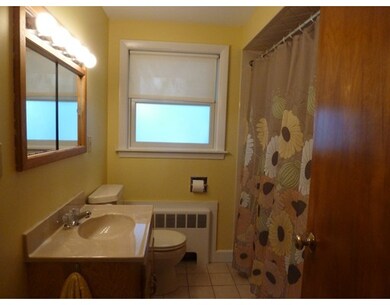 35 Oakmere St, West Roxbury, MA 02132 - photo 7