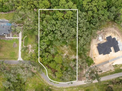 Lovely lot with plenty of trees