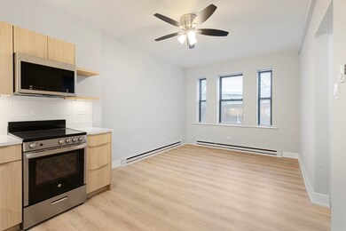 1634 W Howard St unit 202, Chicago, IL 60626 - photo 2