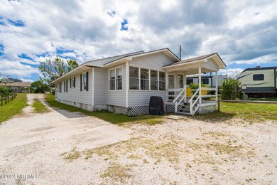 1086 Salter Path Rd, Atlantic Beach, NC 28512 - photo 4