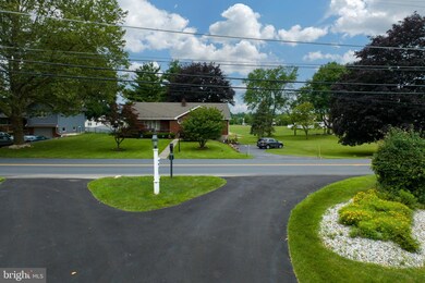 1449 Stones Crossing Rd, Easton, PA 18045 - photo 5