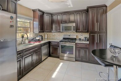 8320 SW 154th Ave unit 30, Miami, FL 33193 - photo 5