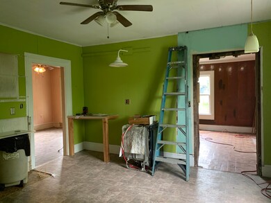 816 Paca St, Pulaski, VA 24301 - photo 5