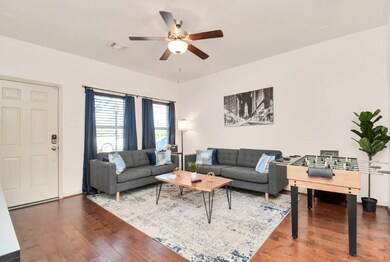 5116 Pinemont Place, Houston, TX 77092 - photo 3