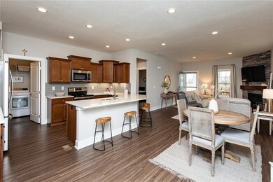 9889 Thorton Dr, Grimes, IA 50111 - photo 7