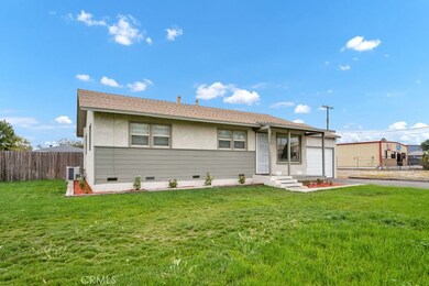 15430 Slover Ave, Fontana, CA 92337 - photo 4