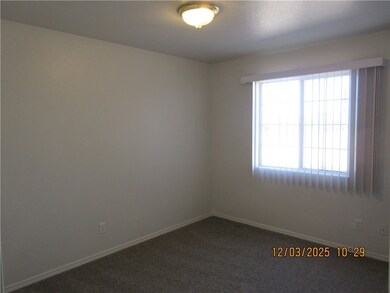 3150 E Gordon #B Dr, Kingman, AZ 86409 - photo 7