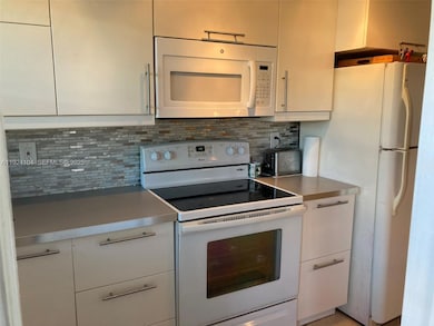 5300 Washington St unit N117, Hollywood, FL 33021 - photo 5