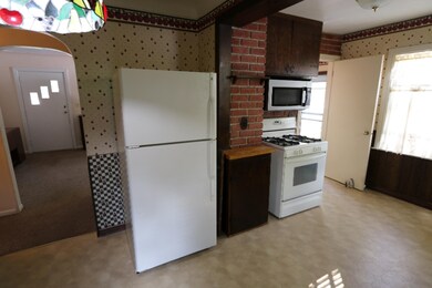 1258 Carlton Ave NE, Grand Rapids, MI 49505 - photo 4