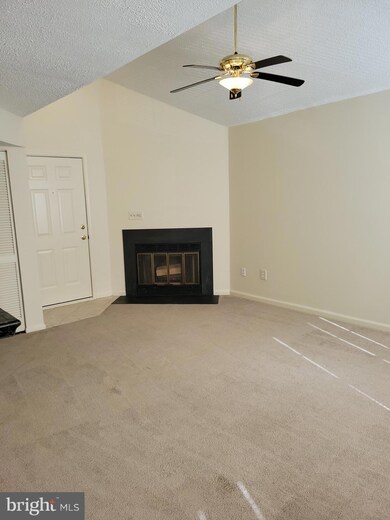 14045 6821 Vista Dr unit 158B, Laurel, MD 20707 - photo 3