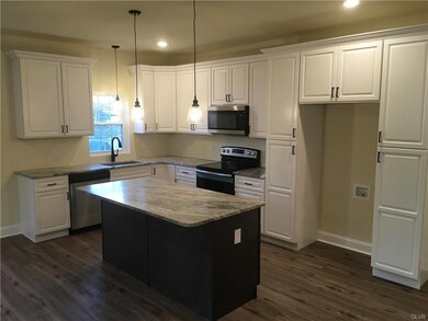 4301 Spruce St, Whitehall, PA 18052 - photo 5