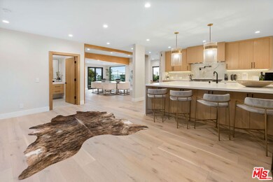 27187 Sea Vista Dr, Malibu, CA 90265 - photo 5