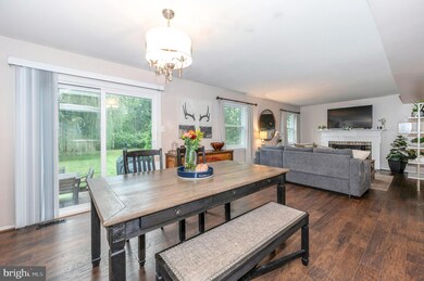 8413 Mountain Laurel Ln, Gaithersburg, MD 20879 - photo 4