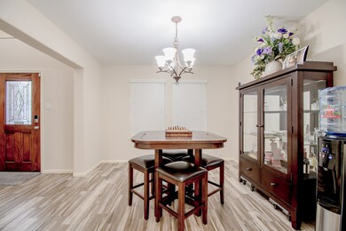 4717 Lake Rim Dr, Alvin, TX 77511 - photo 6