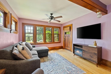 03-Living Room