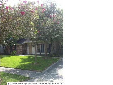1652 Michel Delving Road: 1,530 sqft of living are