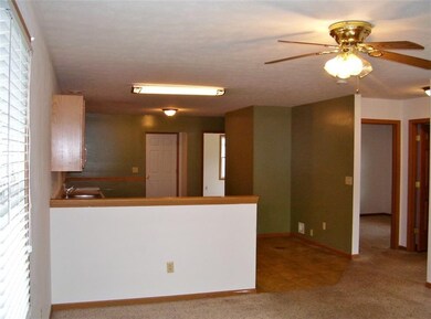 305 Tiffany Ln, North Vernon, IN 47265 - photo 3