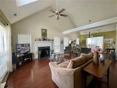 221 Turtle Cove, Carrollton, GA 30116 - photo 4