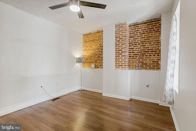 1611 Elmtree St, Curtis Bay, MD 21226 - photo 4