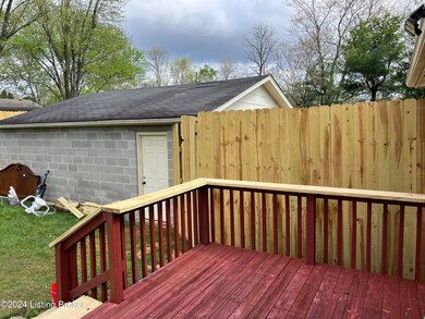 9107 Cinderella Ln, Louisville, KY 40229 - photo 7