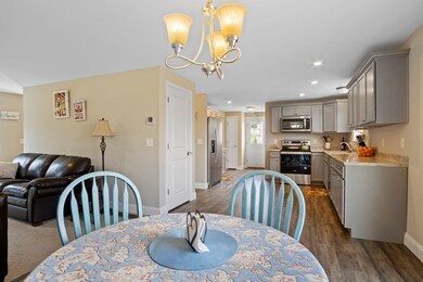 121 Timber Ridge Dr, Milford, NH 03055 - photo 4