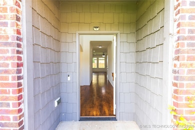 Entryway outside