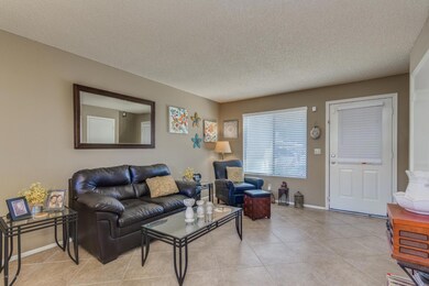 2926 N Oregon St unit 8, Chandler, AZ 85225 - photo 4